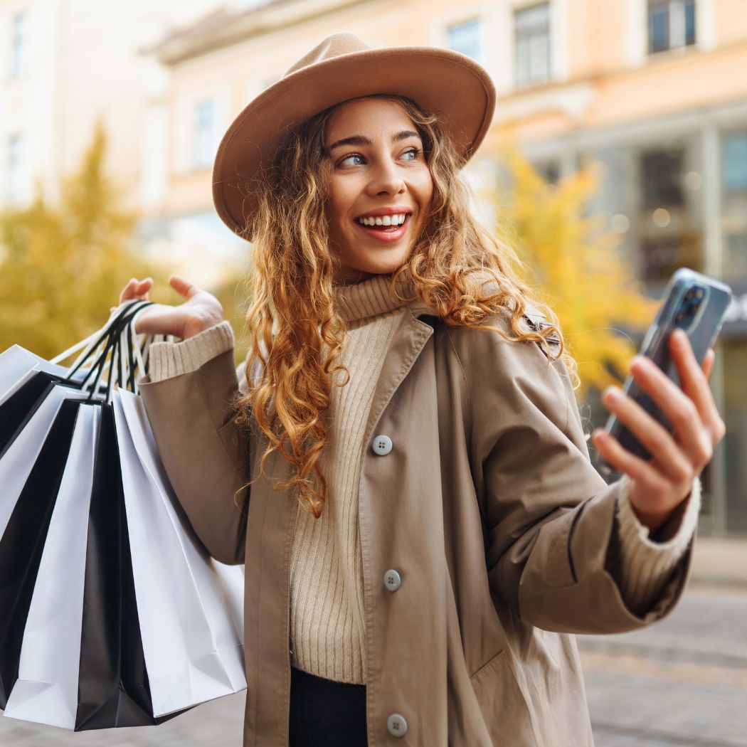 Zajrzałam na chwilę i przepadłam. W sklepie Renee piękne kurtki -50 proc. taniej. Podobne w Born2be i Limango